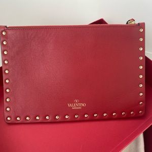 Valentino Garavani Rockstud Pouch/Clutch